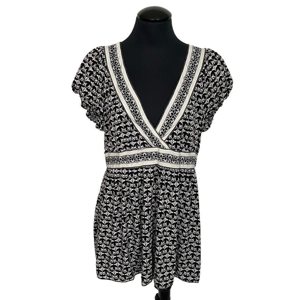 ‎Max Studio V-Neck Blouse - Women’s L